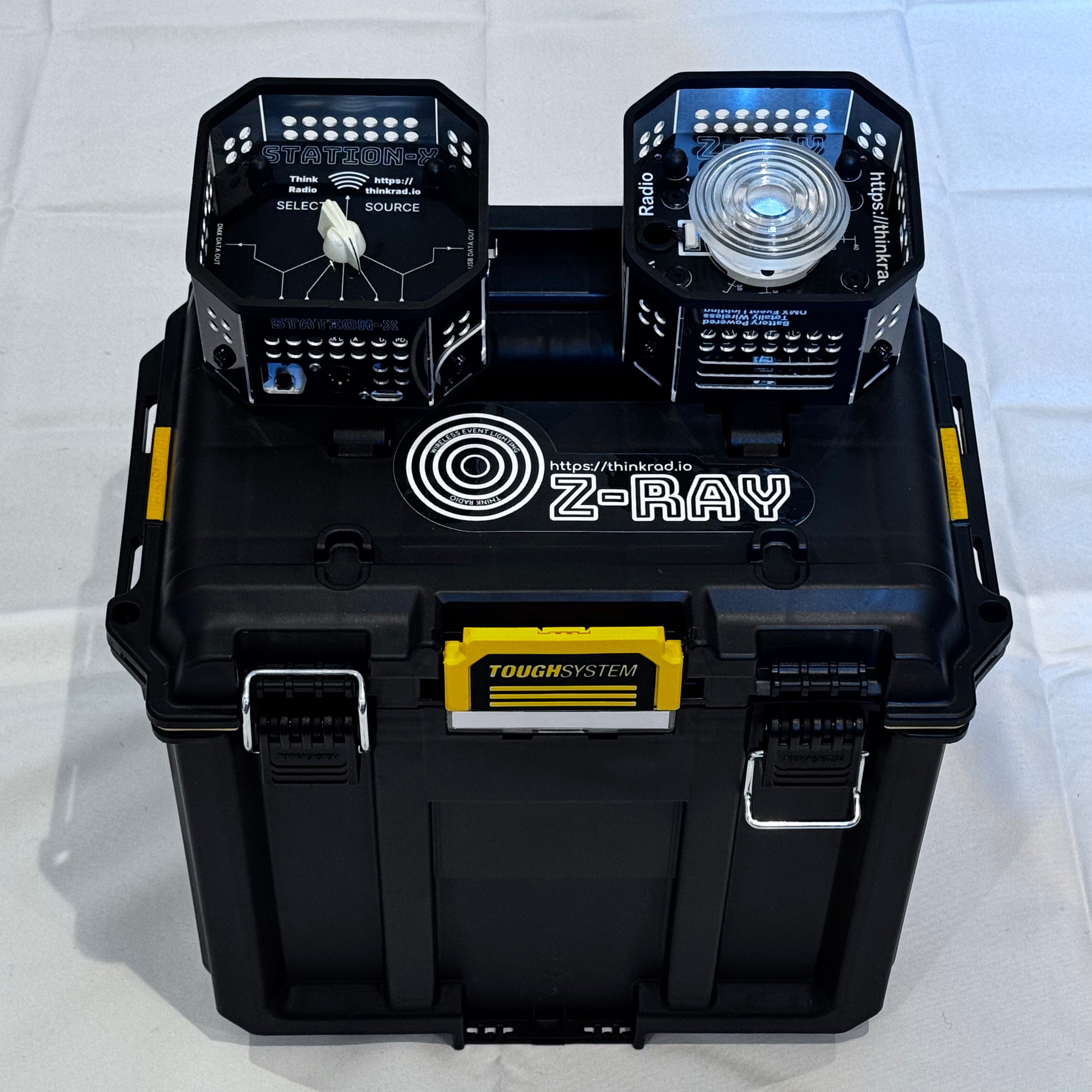 WIRELESS DMX STARTER KIT - ULTRA LEAN - 1 STATION-X, 1 Z-RAY